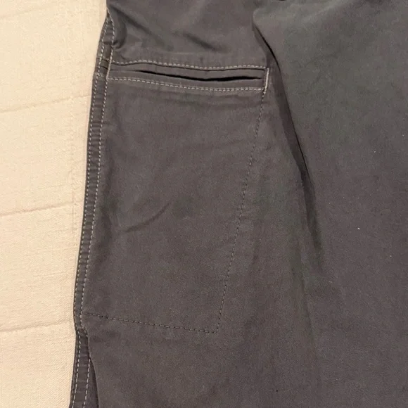 Kuhl Radikal Men's Charcoal Cargo Pants - Picture 15 of 15